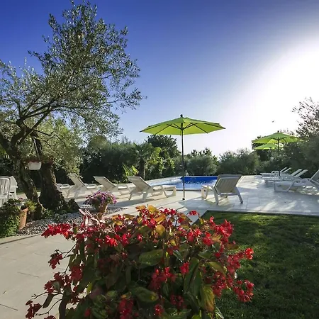 Апартаменты Livija 3 Пореч